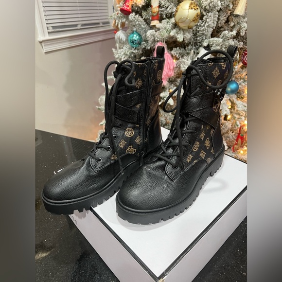 Guess Orana Combat Boots Size 9.5M 🤎❤️‍🔥NIB FROM MACY’s SIZE 8.5 - Picture 7 of 11